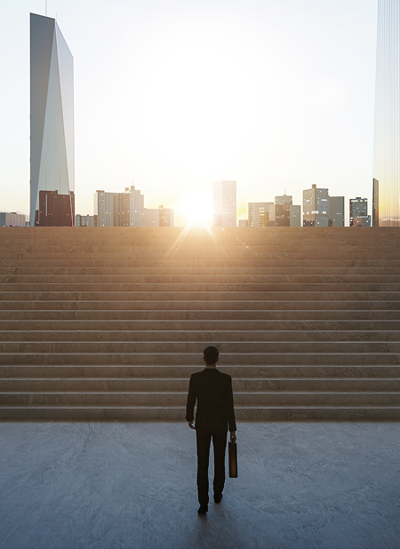 계단으로 걸어가는 남성이미지
